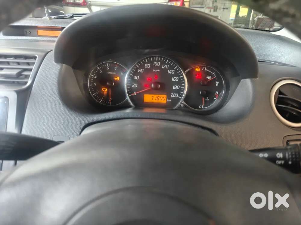 Maruti Suzuki Swift Dzire 2011