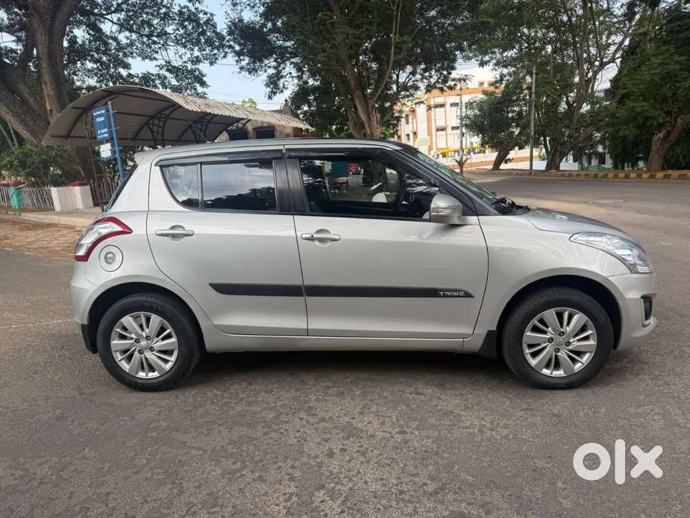 Maruti Suzuki Swift Vvt Zxi, 2015, Petrol