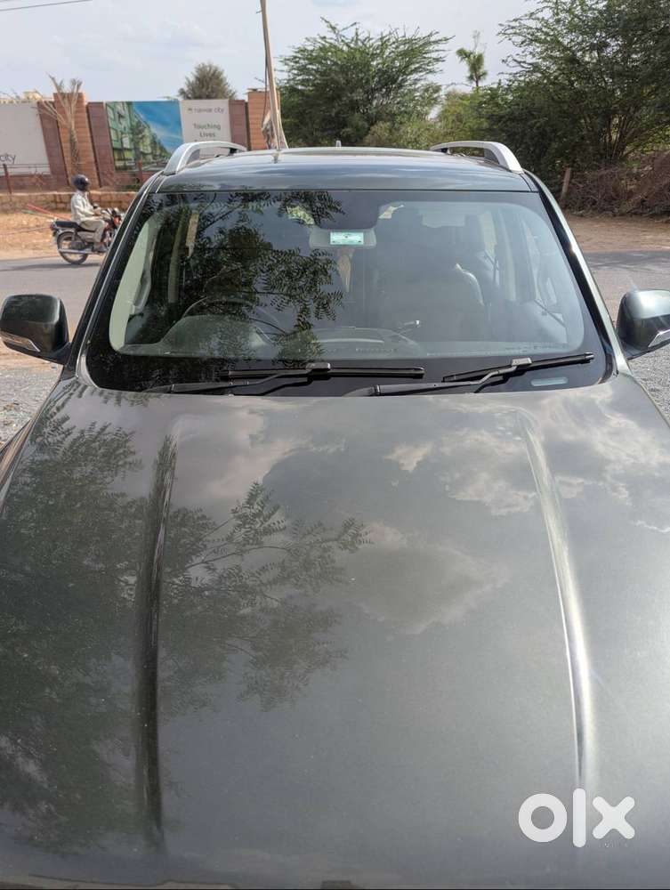 Scorpio N Z8l Petrol At 2022  Bh  36k Km  Top Model