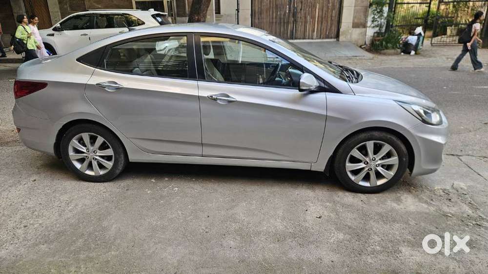 Hyundai Verna Fluidic 1.6 Vtvt Sx Opt, 2012, Petrol