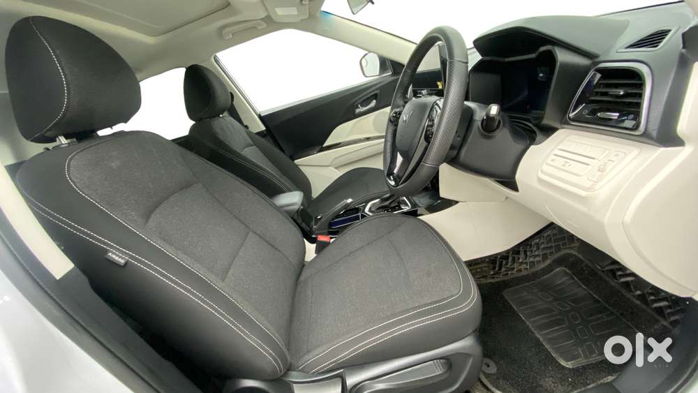 Mahindra Xuv 3xo Ax5l 1.2 Petrol At, 2024, Petrol