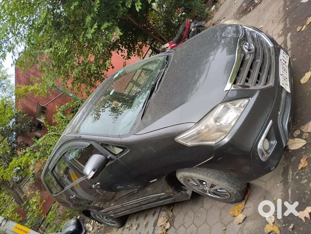 Toyota Innova 2015 Diesel 290000 Km Driven