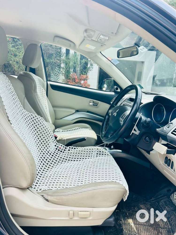 Mitsubishi Outlander 2.4 Cvt, 2010, Petrol