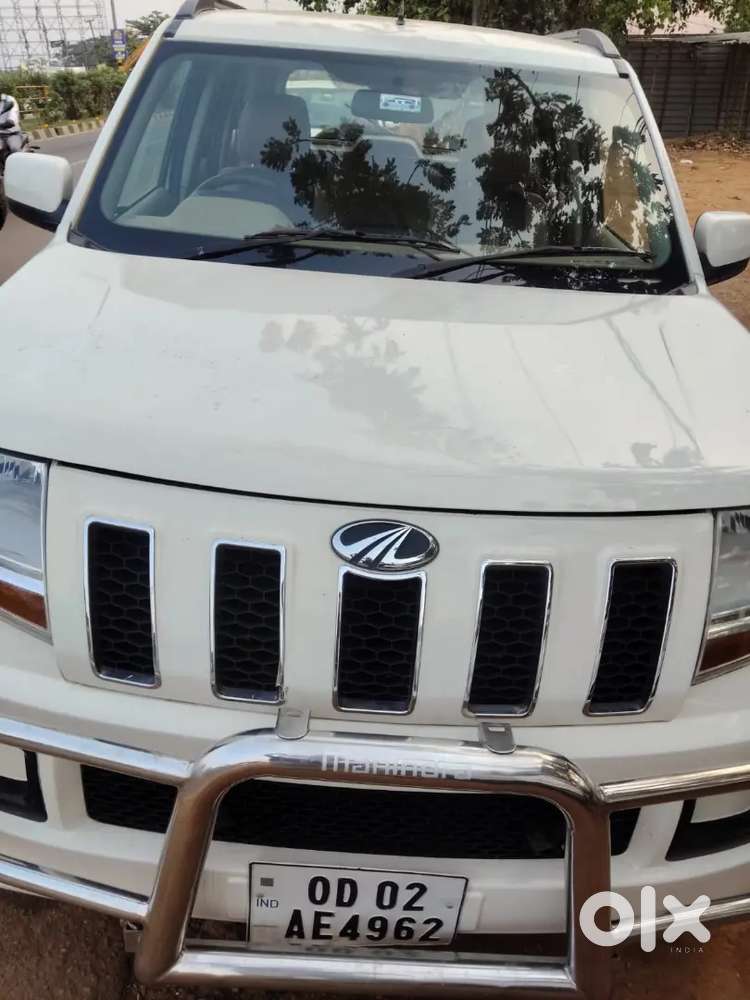 Mahindra Tuv 300 2016