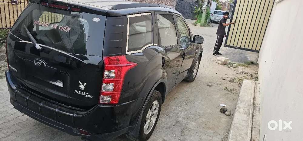 Mahindra Xuv500 W8 Black 2013 Diesel