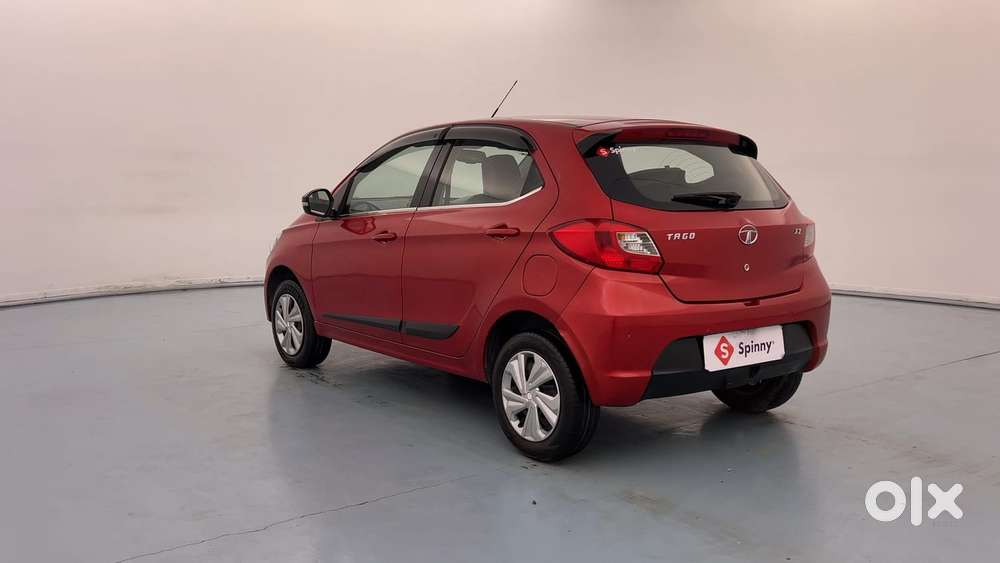 Tata Tiago Xza, 2018, Petrol