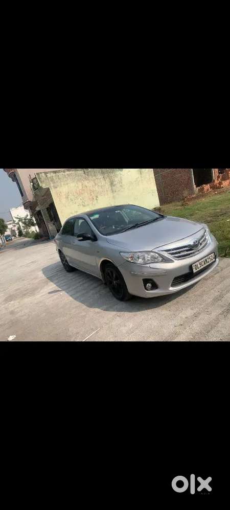 Toyota Corolla Altis 2011 Petrol 98000 Km Driven