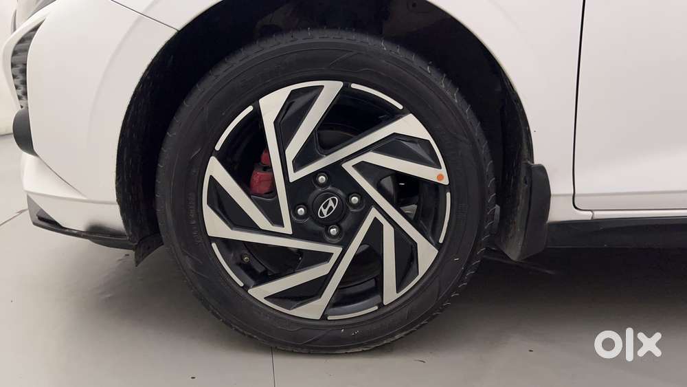 Hyundai New I20 1.2 Asta (o) Mt, 2024, Petrol