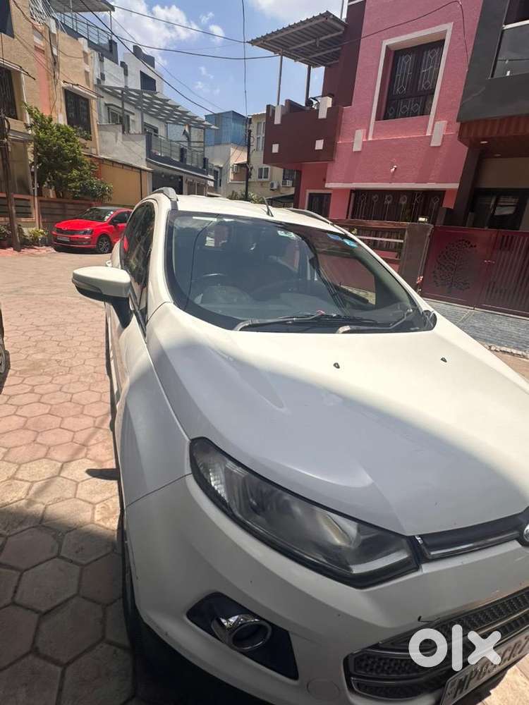Ford Petrol Car 2015