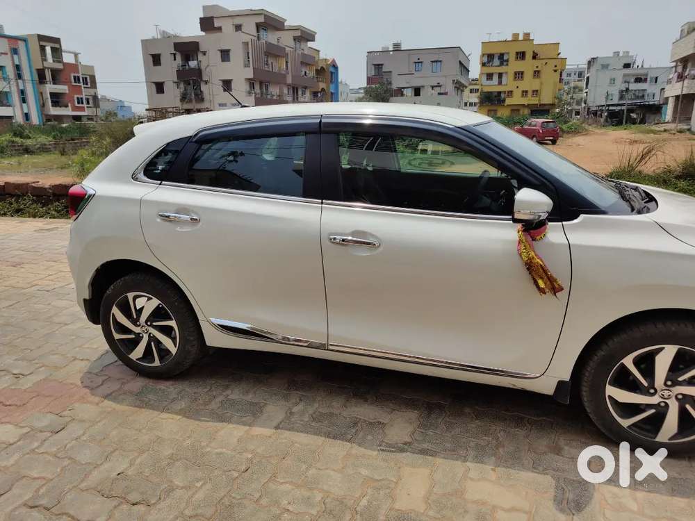 Toyota Glanza V Amt 2023 Petrol Top Model Automatic Well Maintained