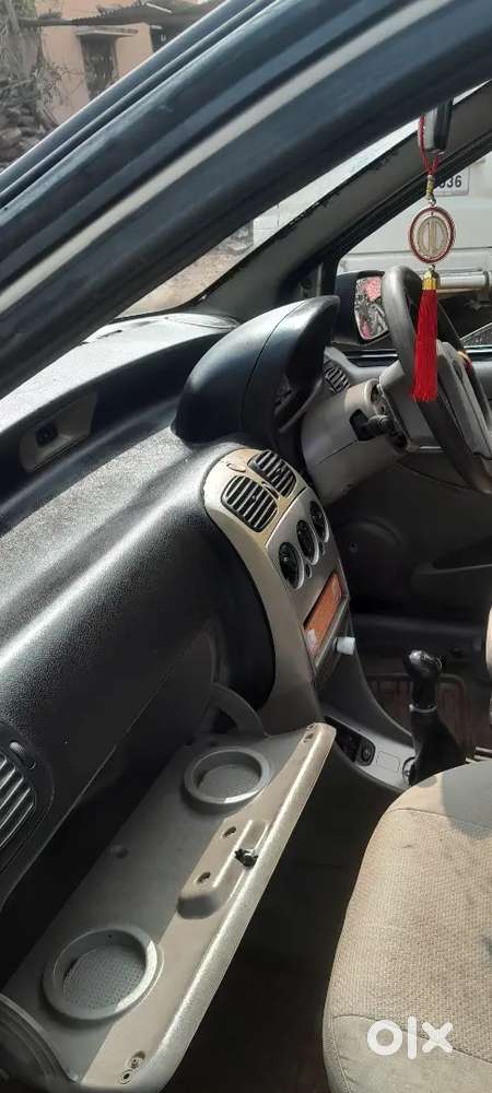 Arjunt Sell Old Luxurious Car Moving Out Sell Strong Tata