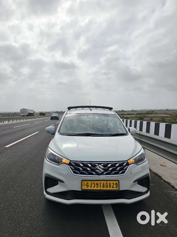 Maruti Suzuki Ertiga Vxi 2025