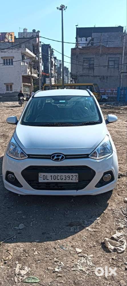 Hyundai Grand I10 2015 Petrol Well Maintained