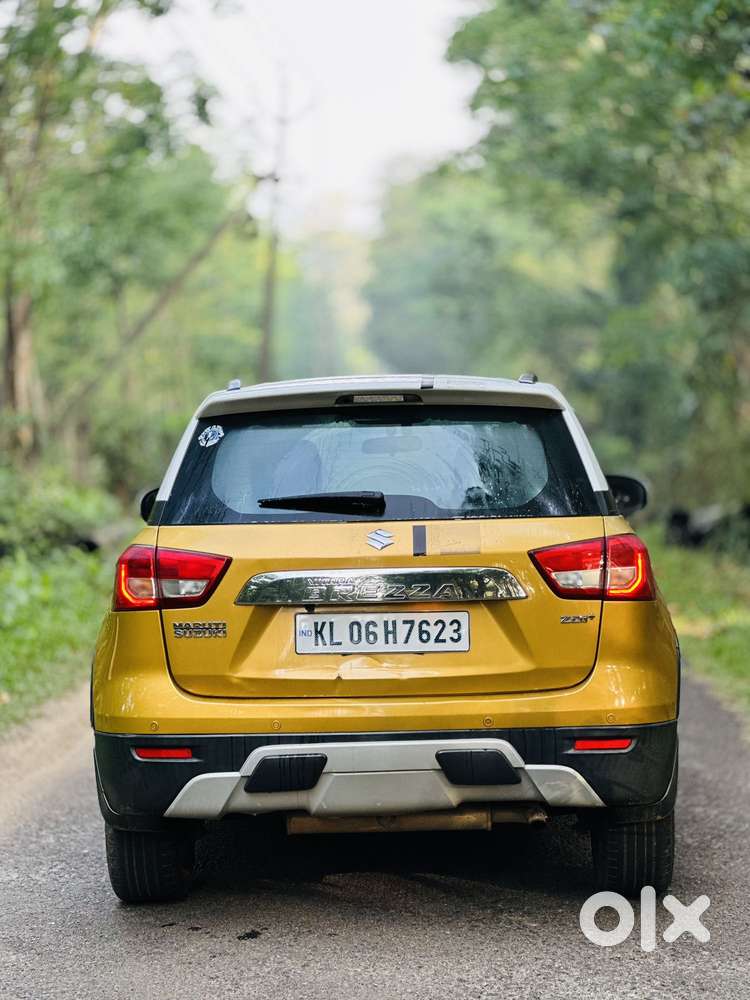 Maruti Suzuki Brezza Zdi+ Dual Tone, 2017, Diesel