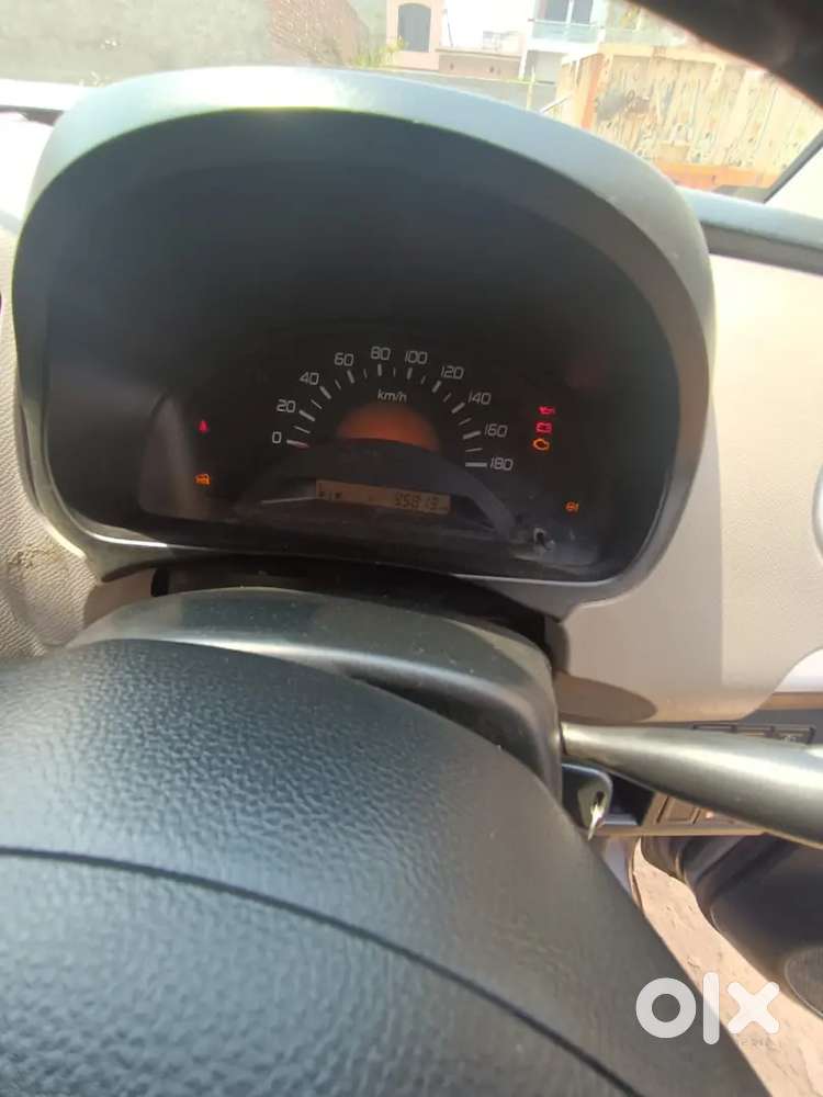 Company Green Cng, Power Steering, Power Window,chilled Ac