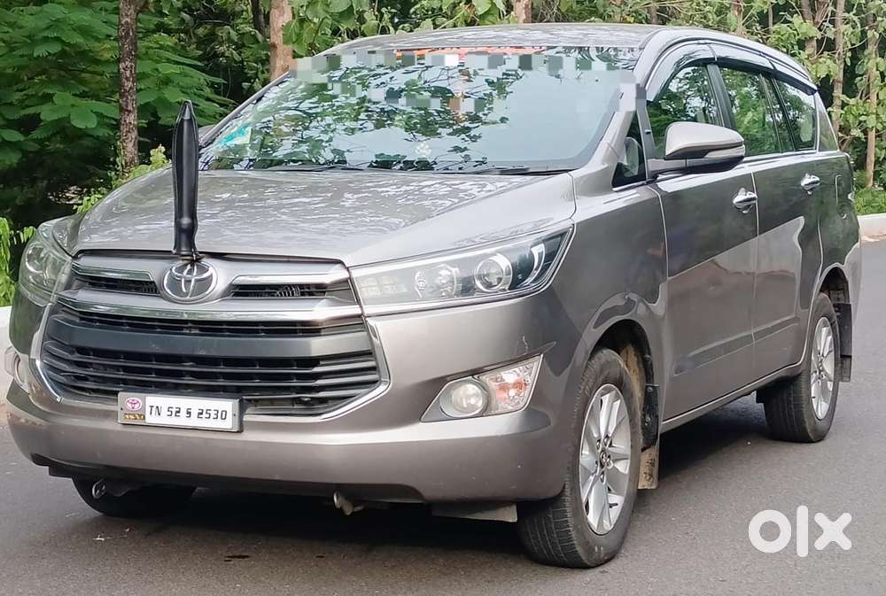 Toyota Innova Crysta 2.4 V 8 Str, 2016, Diesel