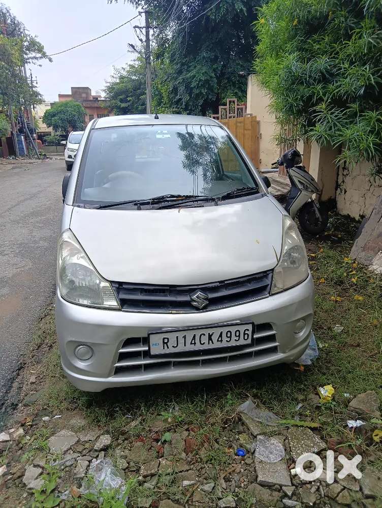 Maruti Suzuki Zen Estilo 1.0 Lxi 2010