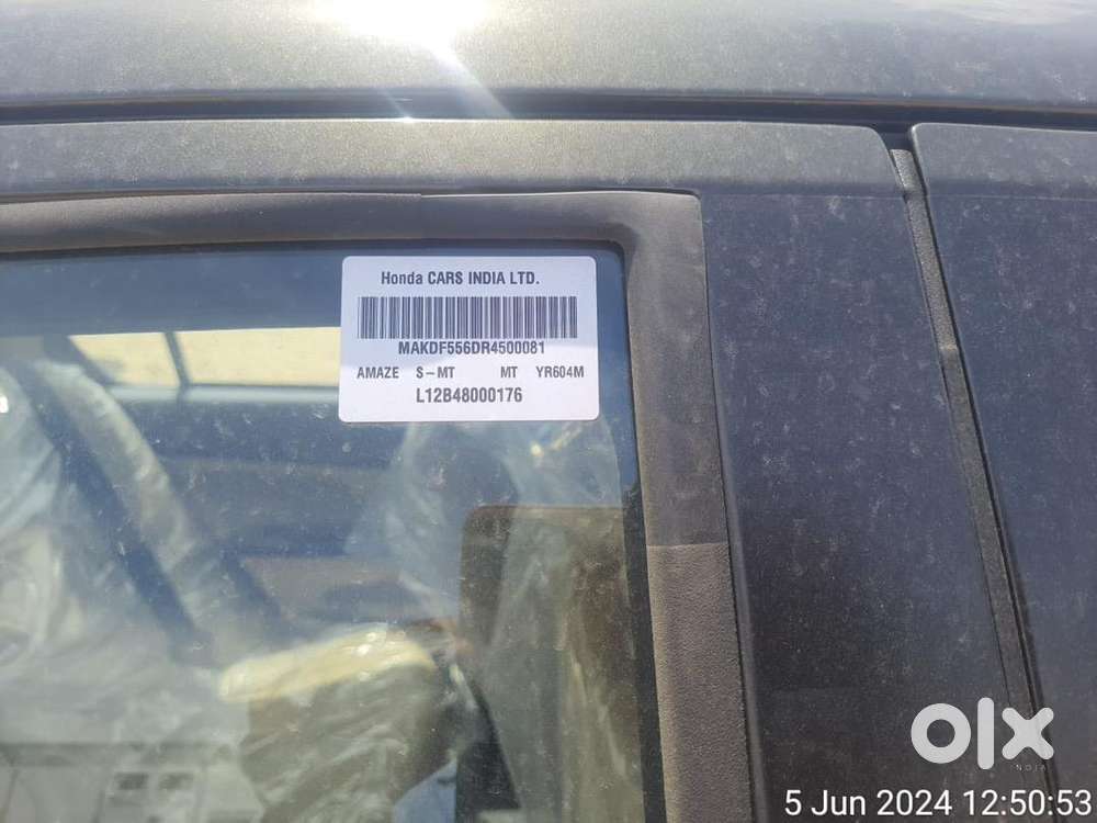 Honda Amaze 2024 Petrol 35000 Km Driven