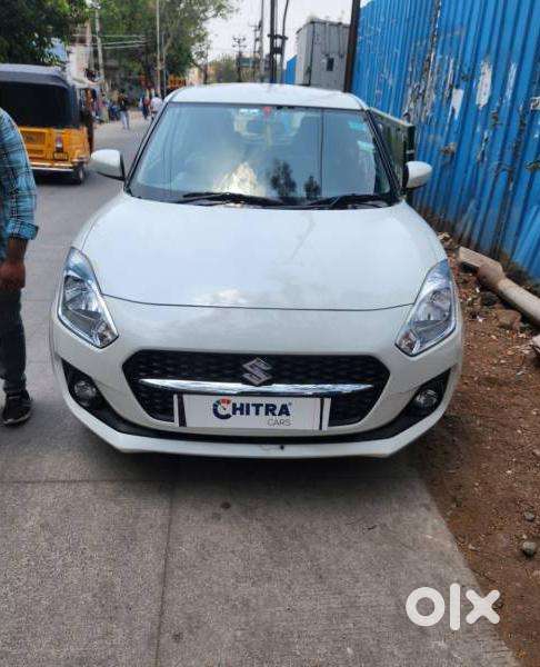 Maruti Suzuki Swift Vxi + Manual, 2023, Petrol