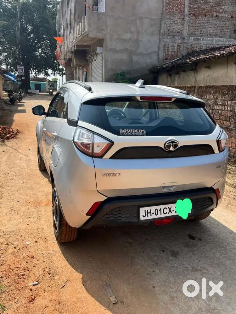 Tata Nexon 2018 Petrol Manual