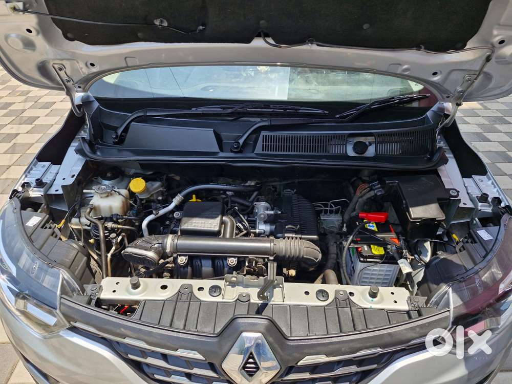 Renault Triber Rxt, 2022, Petrol