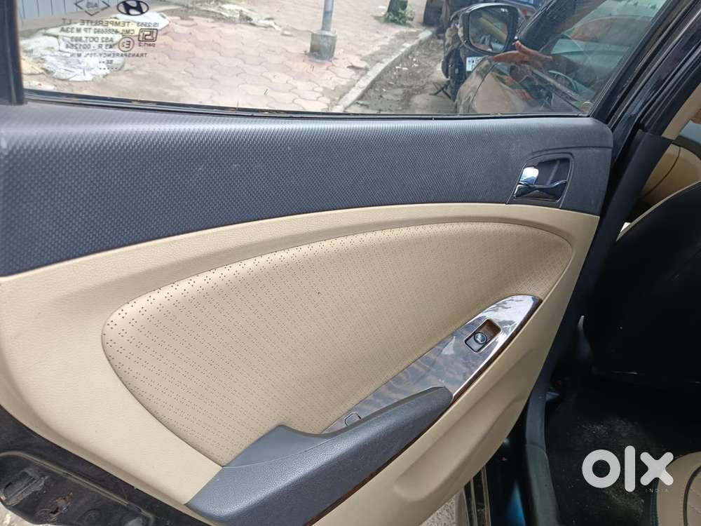 Hyundai Fluidic Verna 2014