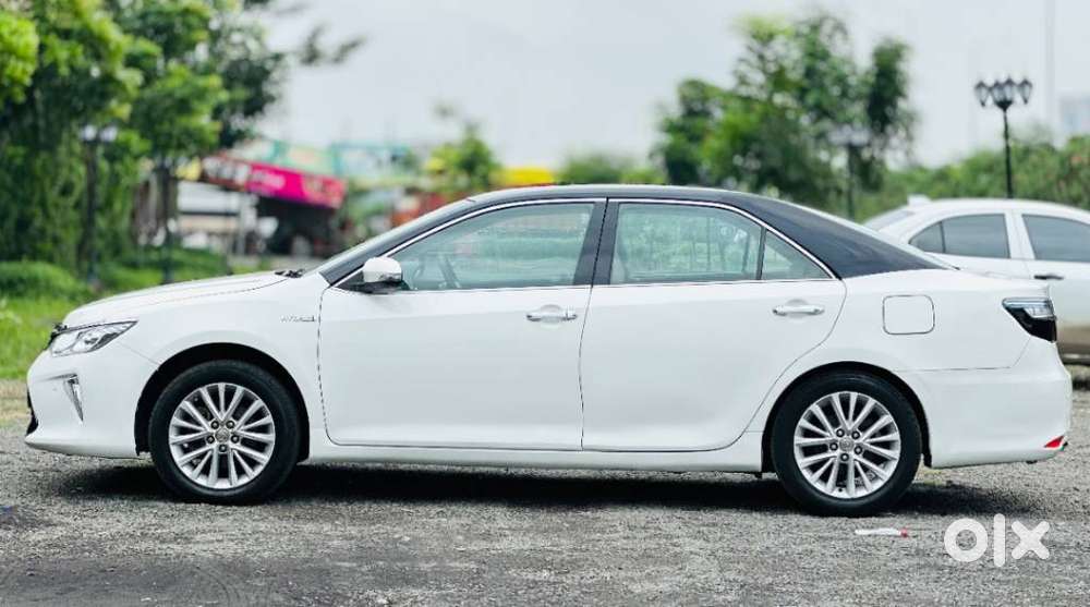 Toyota Camry Hybrid, 2017, Petrol