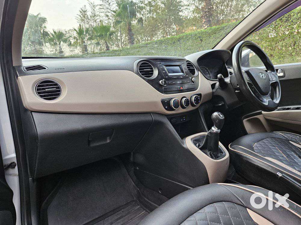 Hyundai Grand I10 Sportz Edition, 2016, Petrol