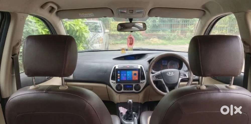 Hyundai I20 Top Model (asta) Push Button Start Well Maintained