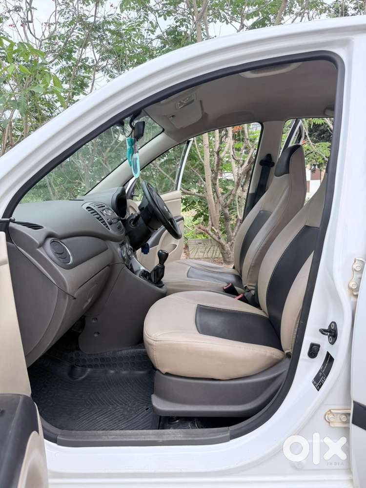 Hyundai I10 2015 Car