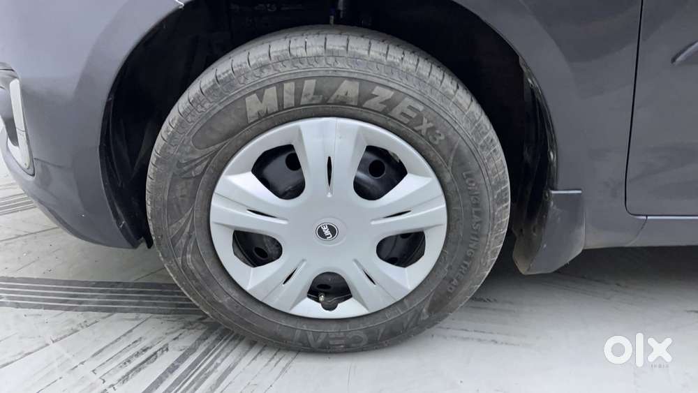 Maruti Suzuki Swift Vvt Vxi, 2014, Petrol