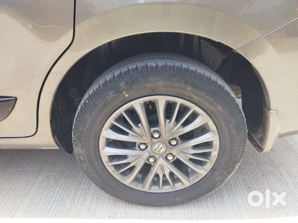 Maruti Suzuki Ertiga Vxi At Petrol, 2019, Petrol