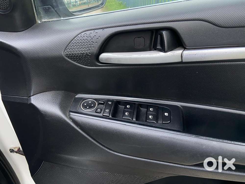 Kia Sonet Htk Plus G, 2021, Petrol
