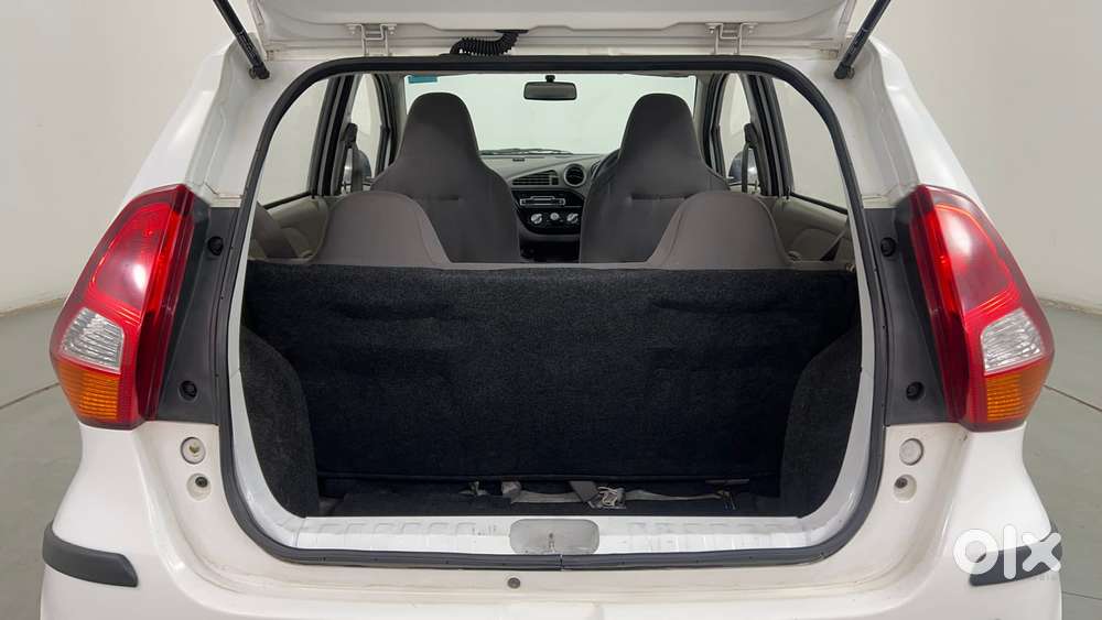 Datsun Redigo T Option, 2016, Petrol