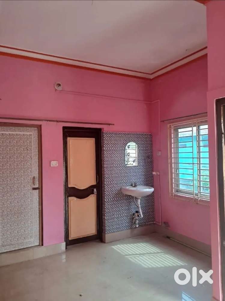 1 Bhk for rent in tulsichaura, bank colony