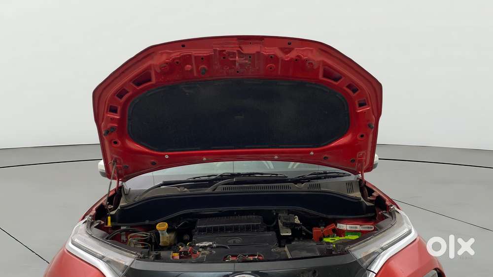 Tata Punch 1.2 Revotron Creative Amt Dual Tone, 2021, Petrol