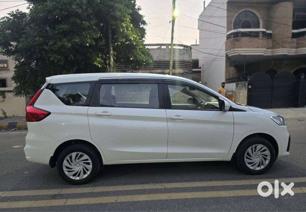 Maruti Suzuki Ertiga 1.5 Vxi Shvs, 2024, Petrol