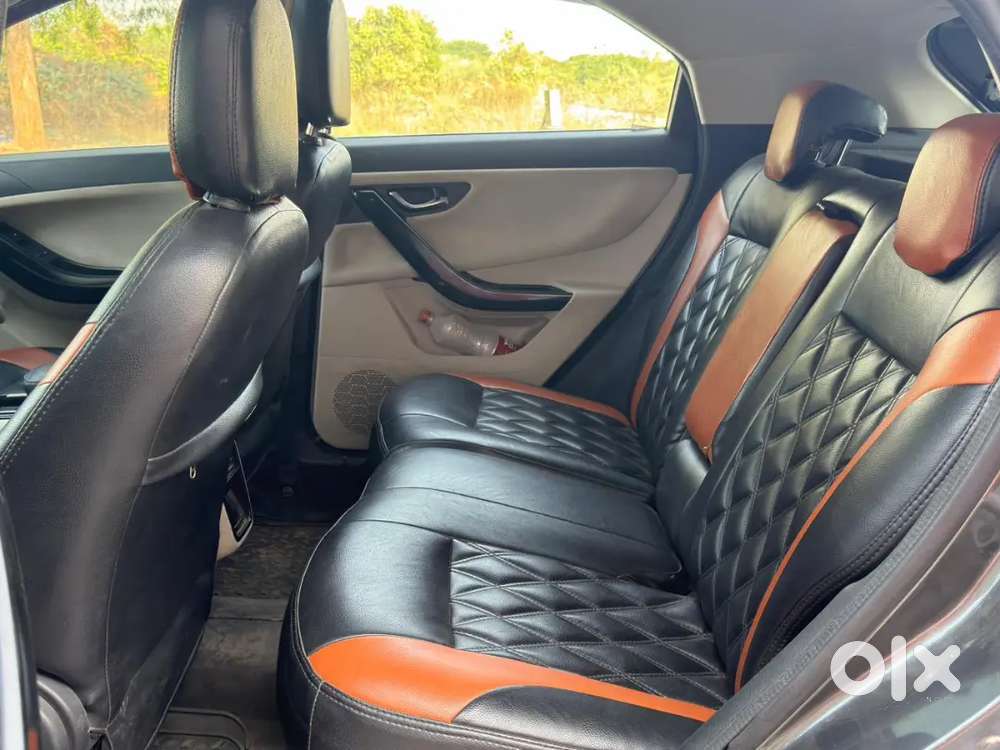 Nexon Xz Plus Sunroof Excellent Condition