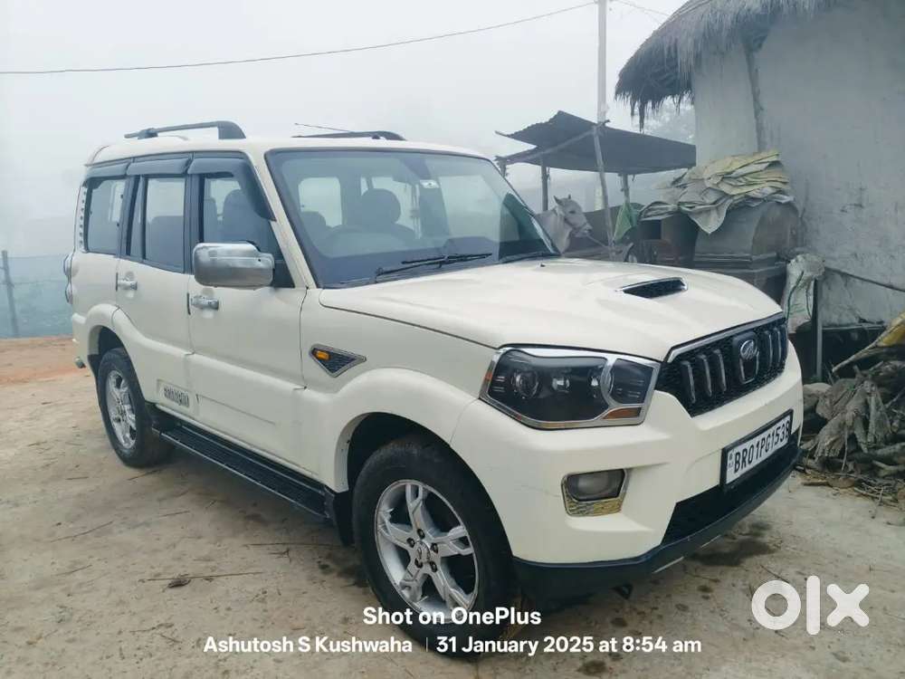 Mahindra Scorpio 2.2 Hybrid 2015