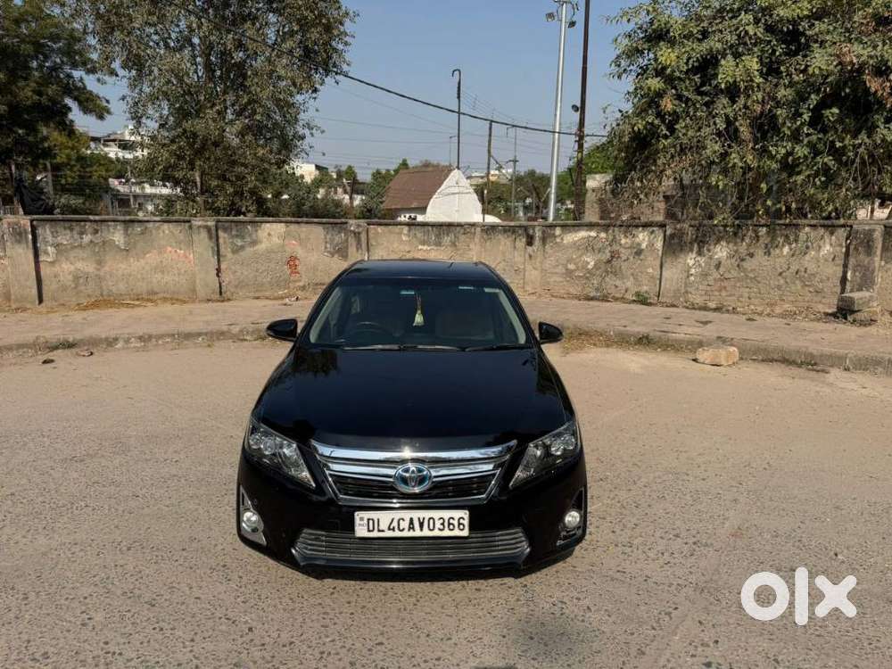 Toyota Camry Hybrid, 2014
