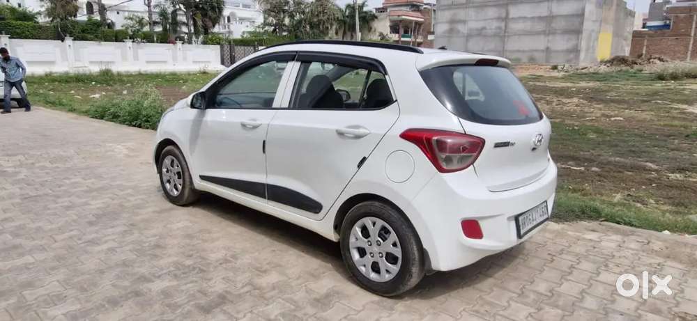 Hyundai Grand I10 2016 Cng & Hybrids 77000 Km Driven All Orignal