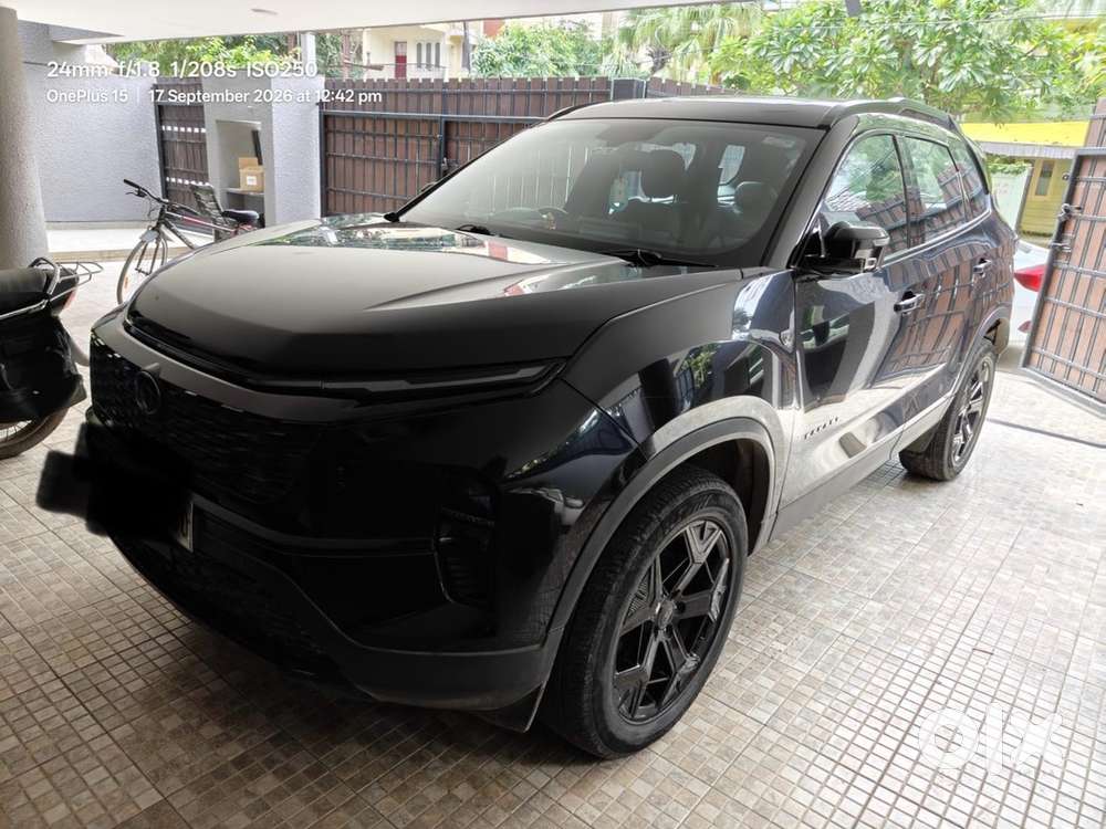 Tata Safari Diesel 2024 Variant Dark
