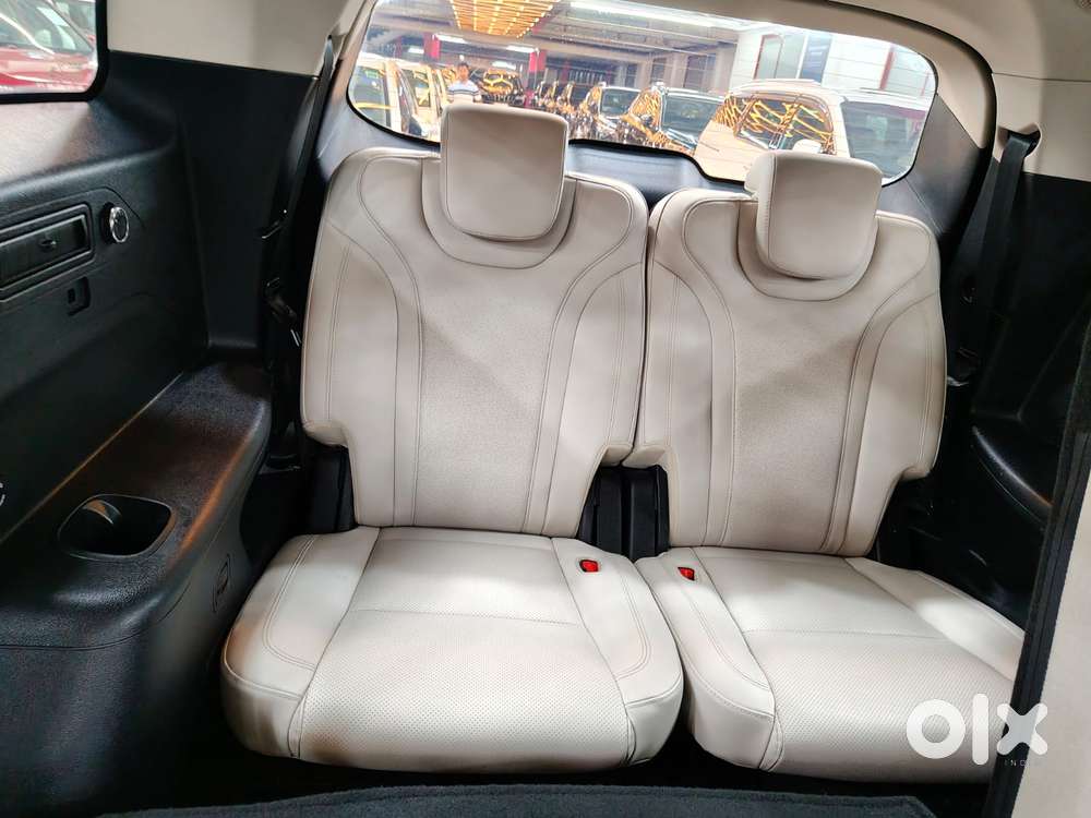 Mahindra Xuv700 2.2 Ax 7 Diesel Mt Luxury Pack Str, 2022, Diesel