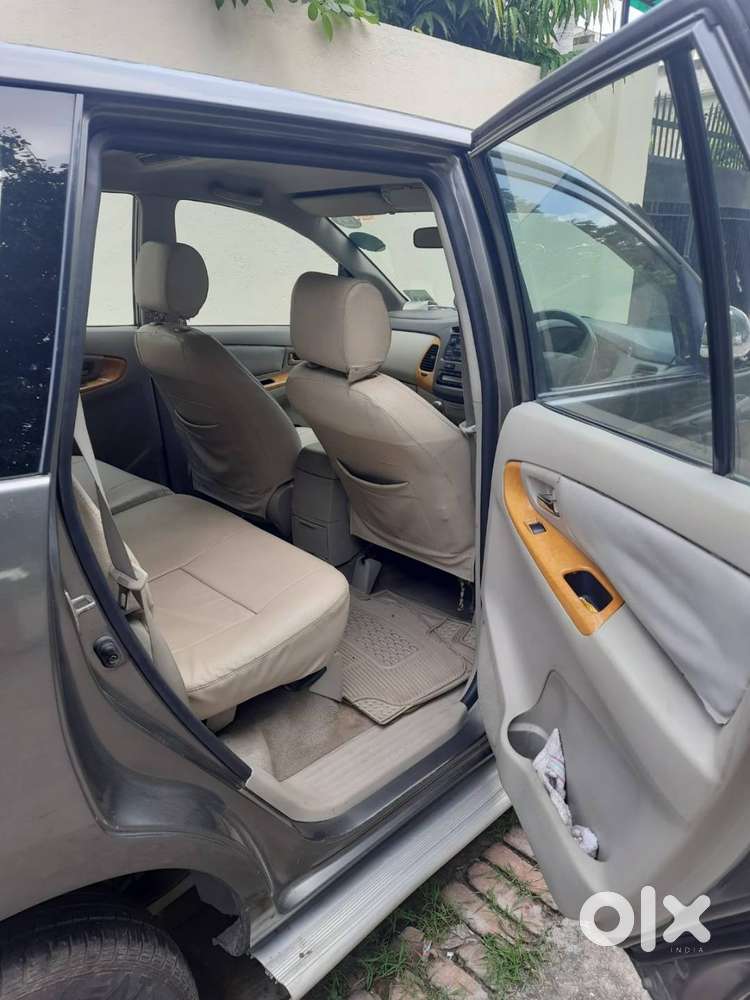 Toyota Innova 2009