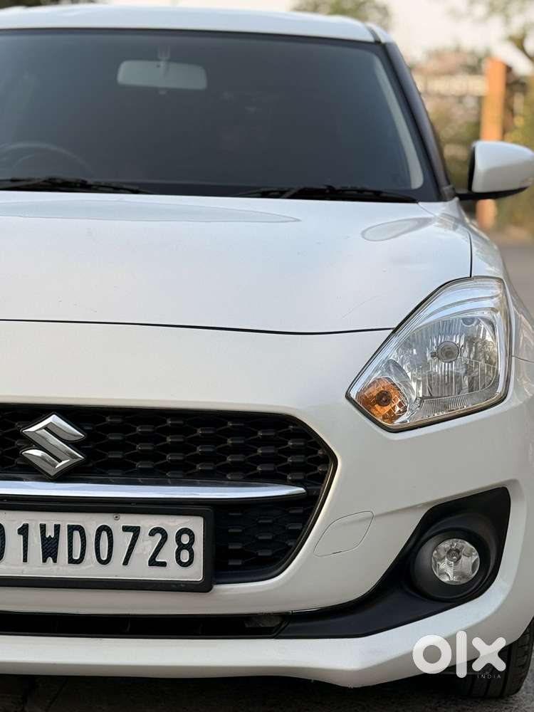 Maruti Suzuki Swift Vxi Optional, 2021, Petrol