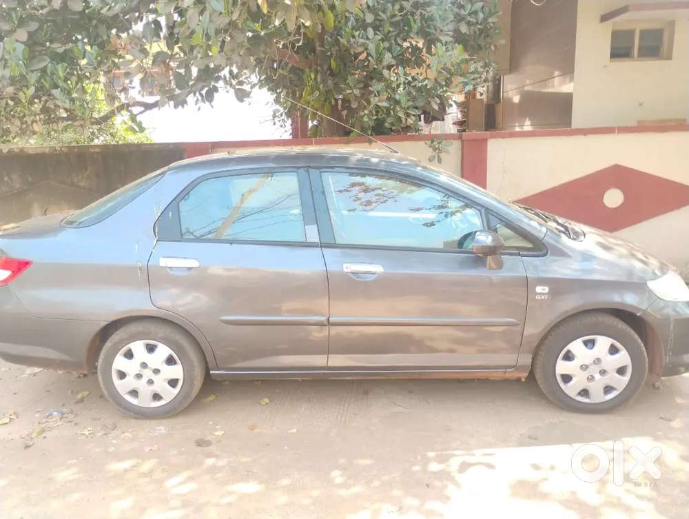Honda City Zx 2005 Petrol Well Maintained