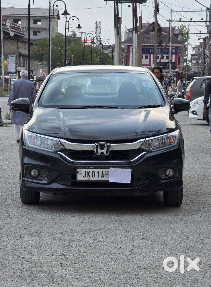 Honda City I-vtec V, 2018, Petrol