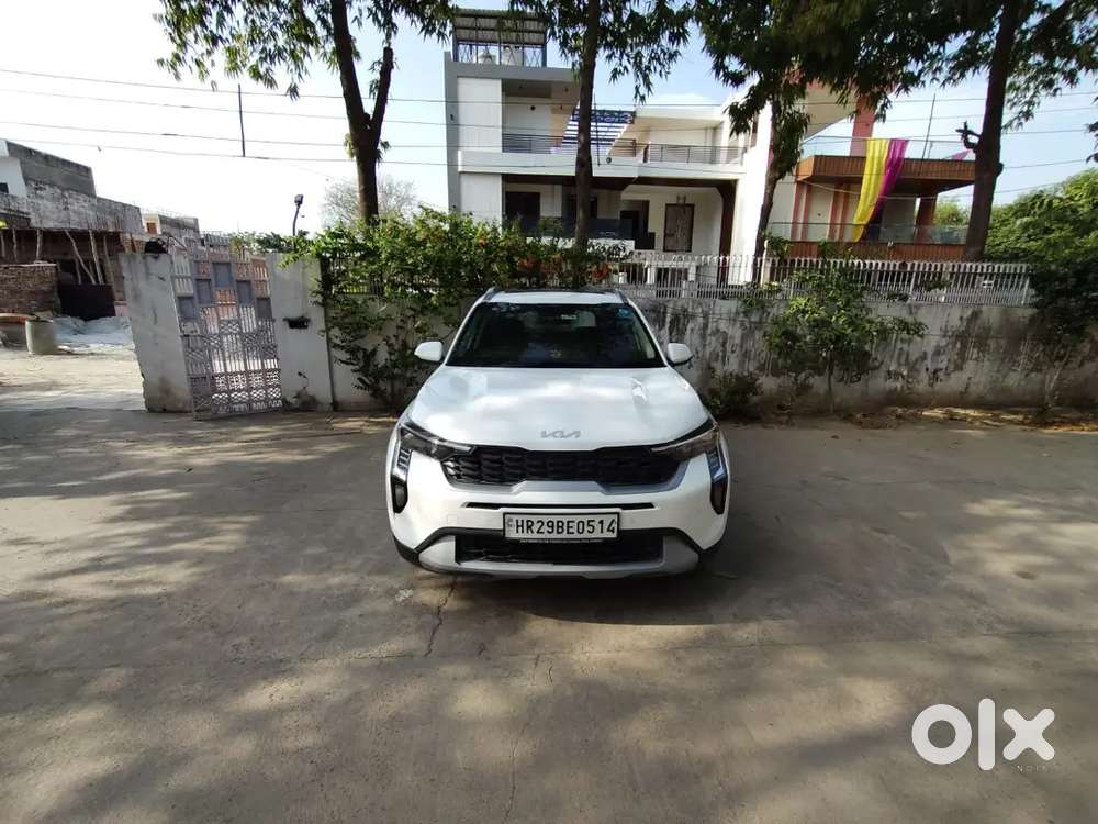Kia Sonet 2025 Petrol 25751 Km Driven