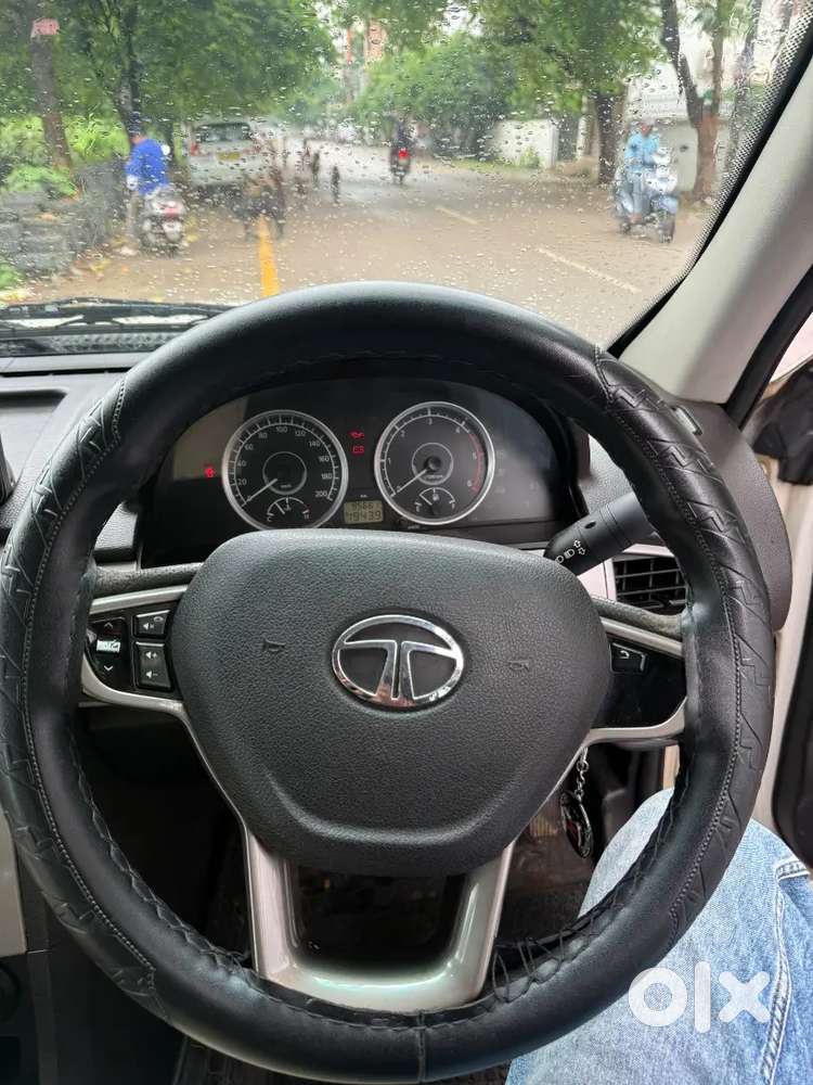 Tata Safari Storme 2017 Year