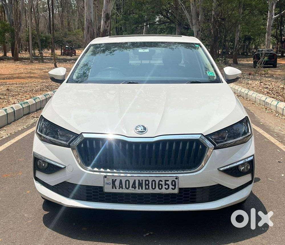 Skoda Slavia 1.0 Tsi Style, 2022, Petrol